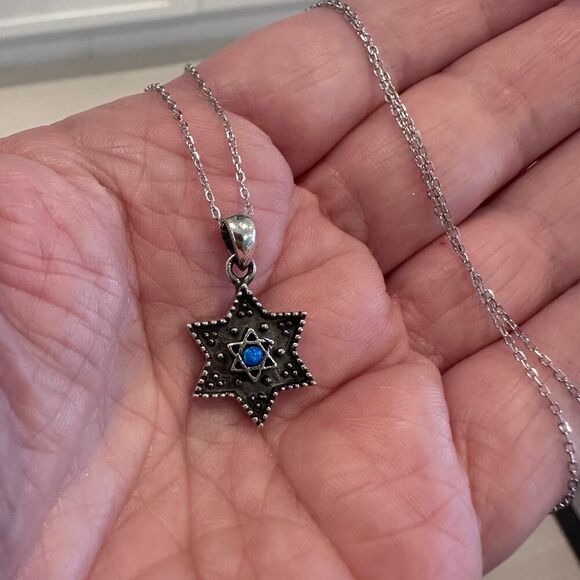 Star of David, Jewish Star Sterling Silver Necklace - Picture 6 of 6